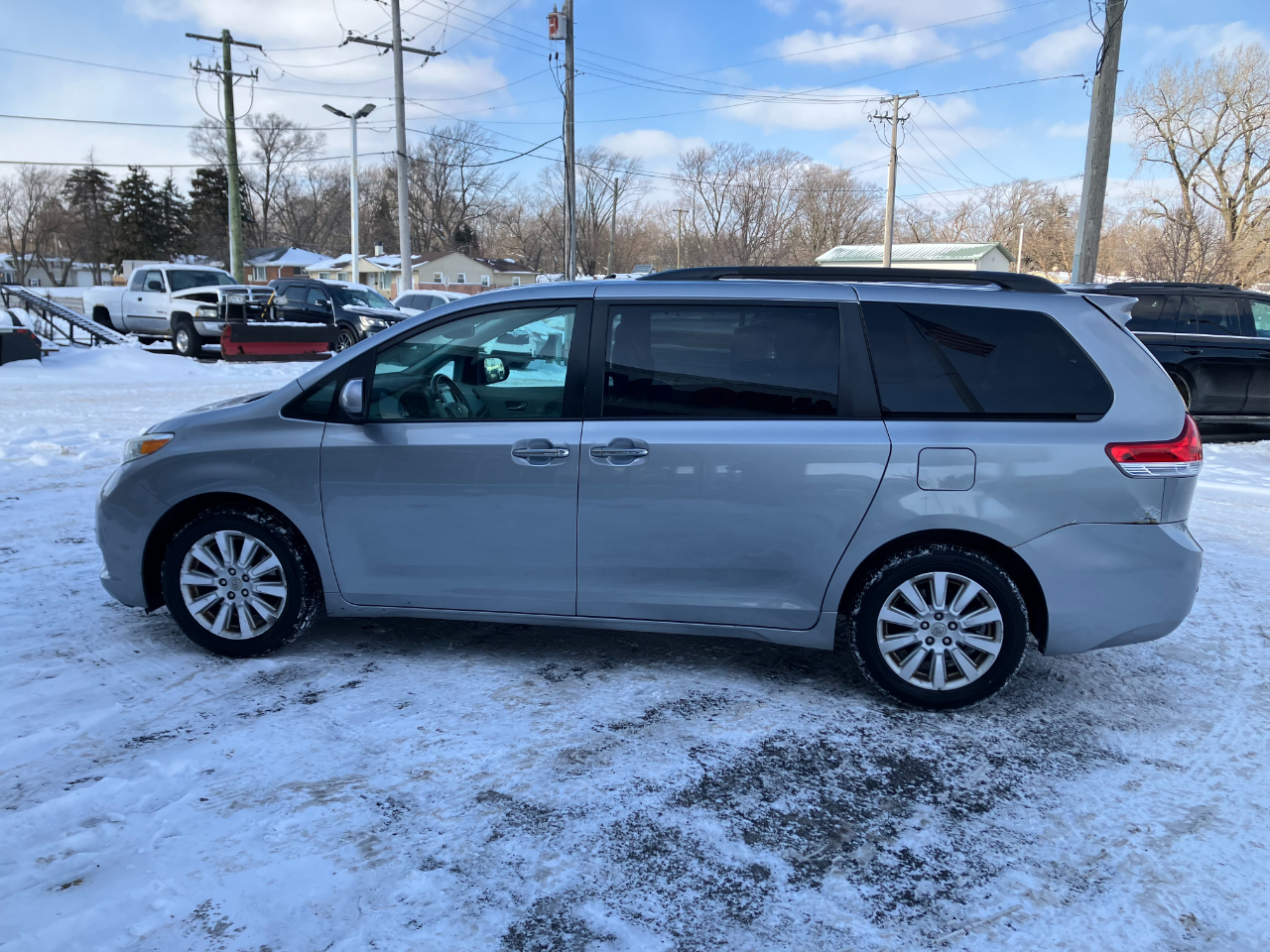 Toyota Sienna Limited AWD 7-Passenger V6 2012