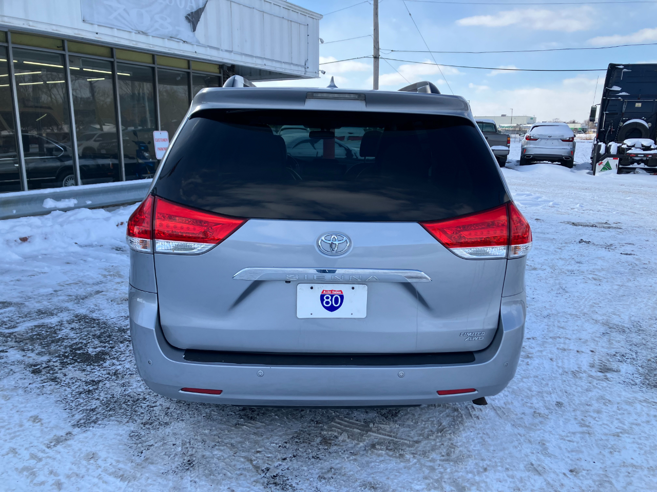 Toyota Sienna Limited AWD 7-Passenger V6 2012