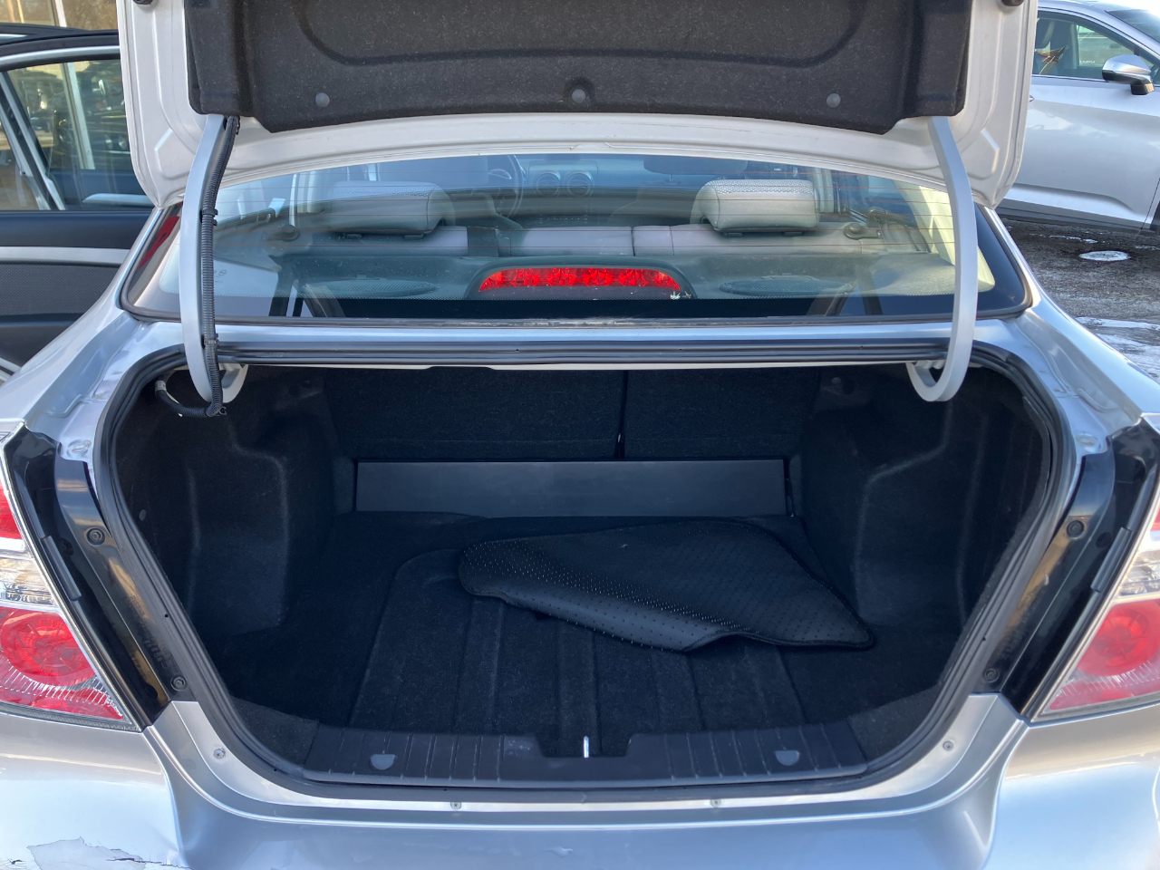 Chevrolet Aveo LS 4-Door 2011