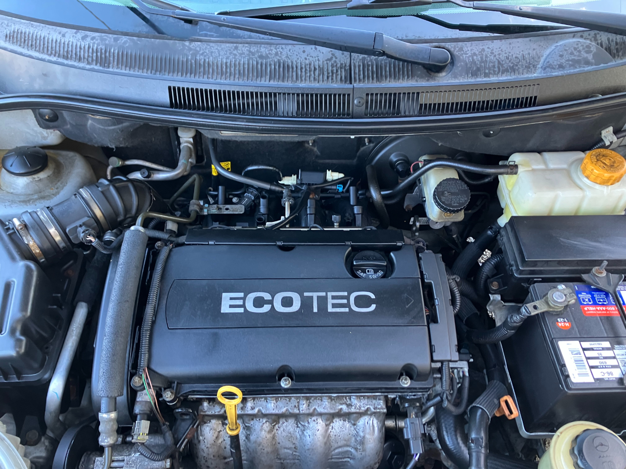 Chevrolet Aveo LS 4-Door 2011