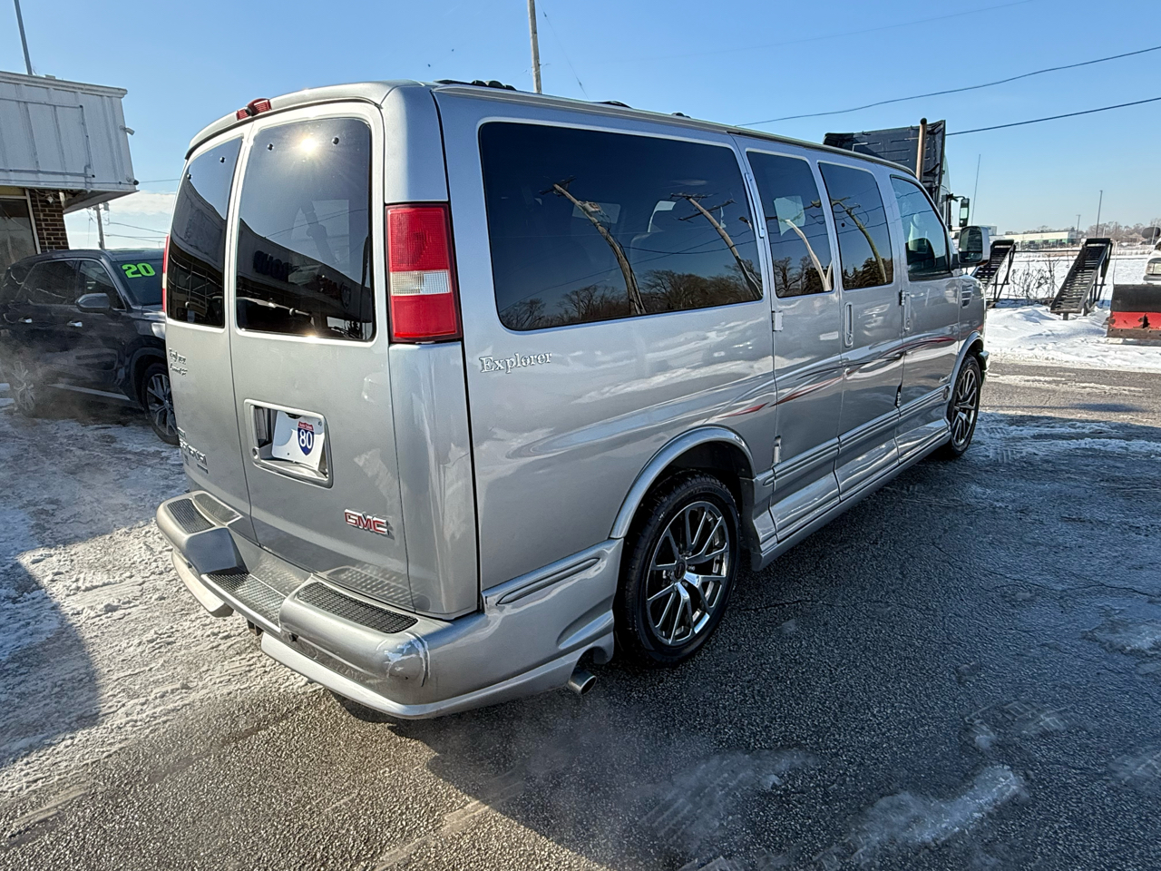 GMC Savana RV G1500 3LT 2011