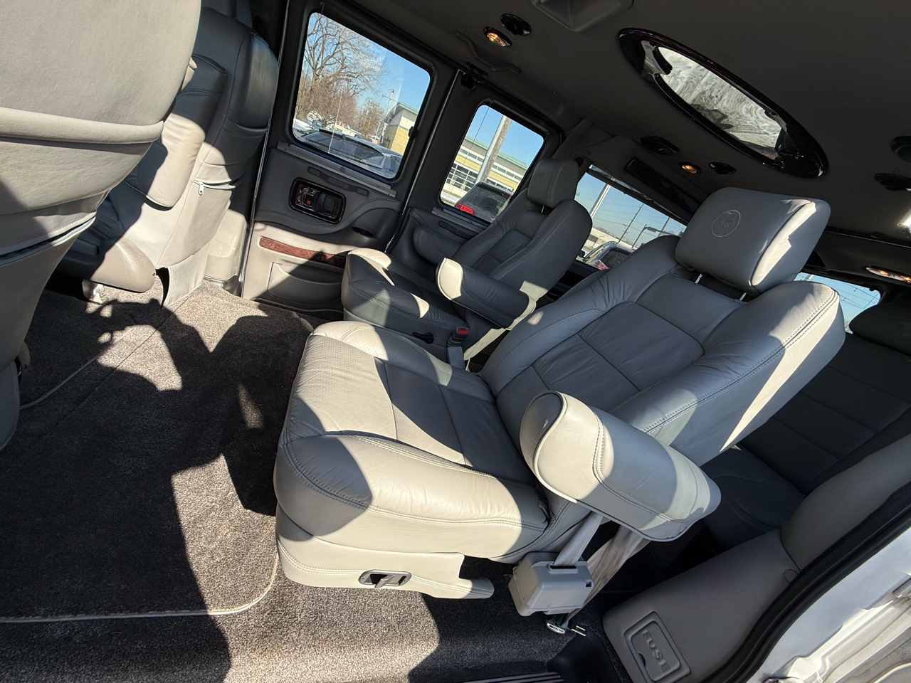 GMC Savana RV G1500 3LT 2011