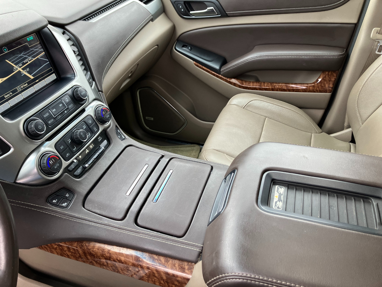 Chevrolet Tahoe LTZ 4WD 2016