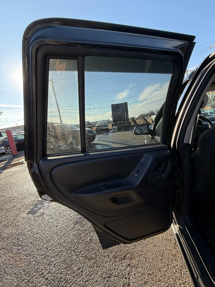 Jeep Grand Cherokee Laredo 4WD 2002