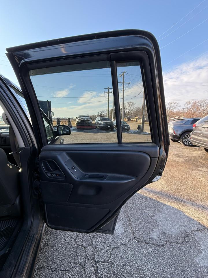 Jeep Grand Cherokee Laredo 4WD 2002