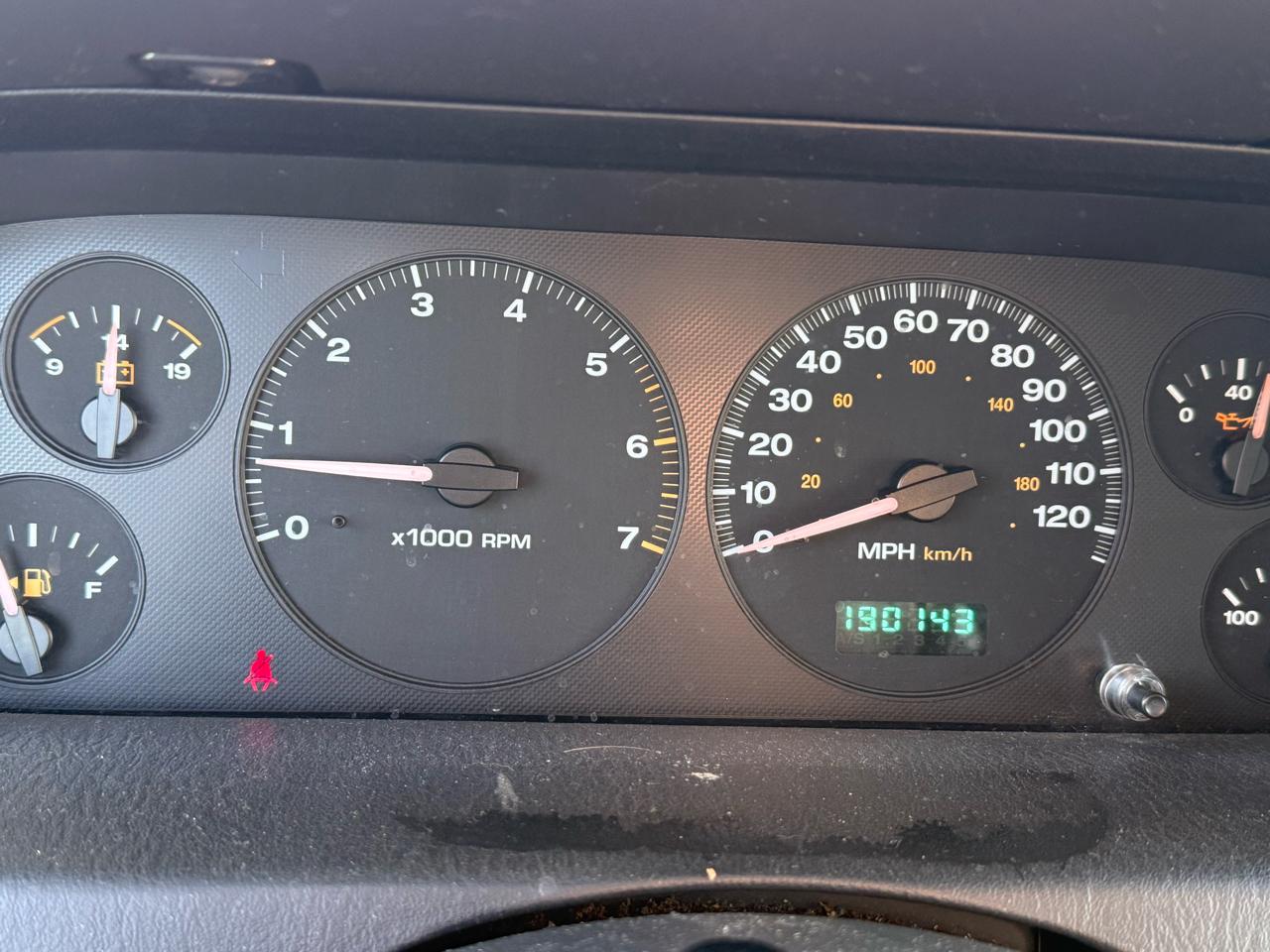 Jeep Grand Cherokee Laredo 4WD 2002