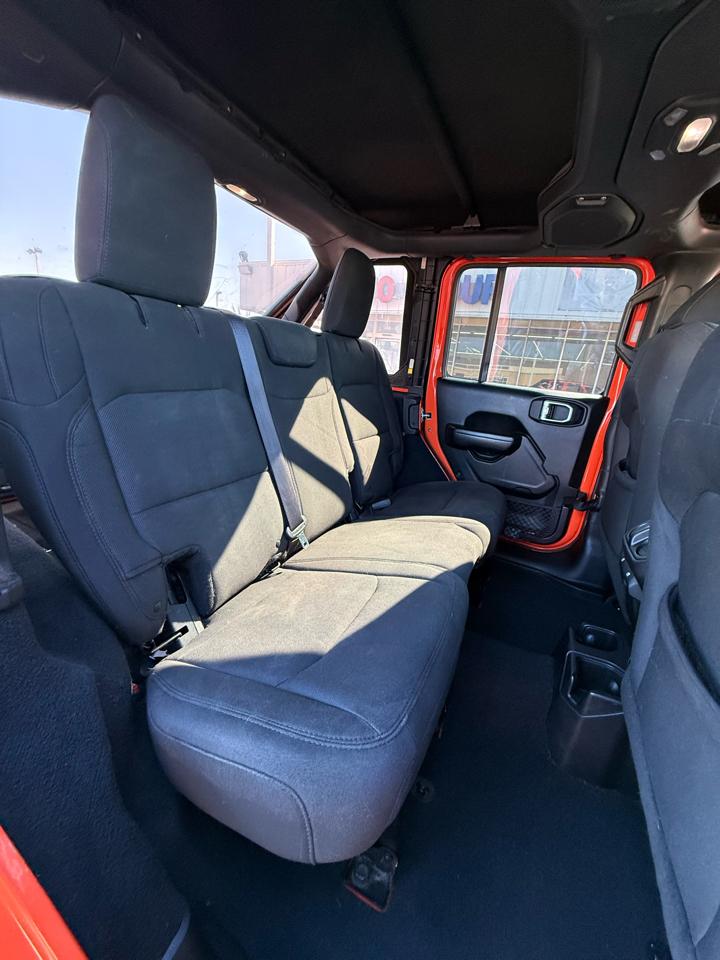 Jeep Wrangler Unlimited Sport 2018