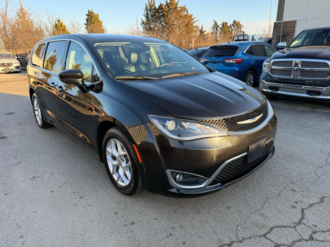 Chrysler Pacifica Touring-L 2017