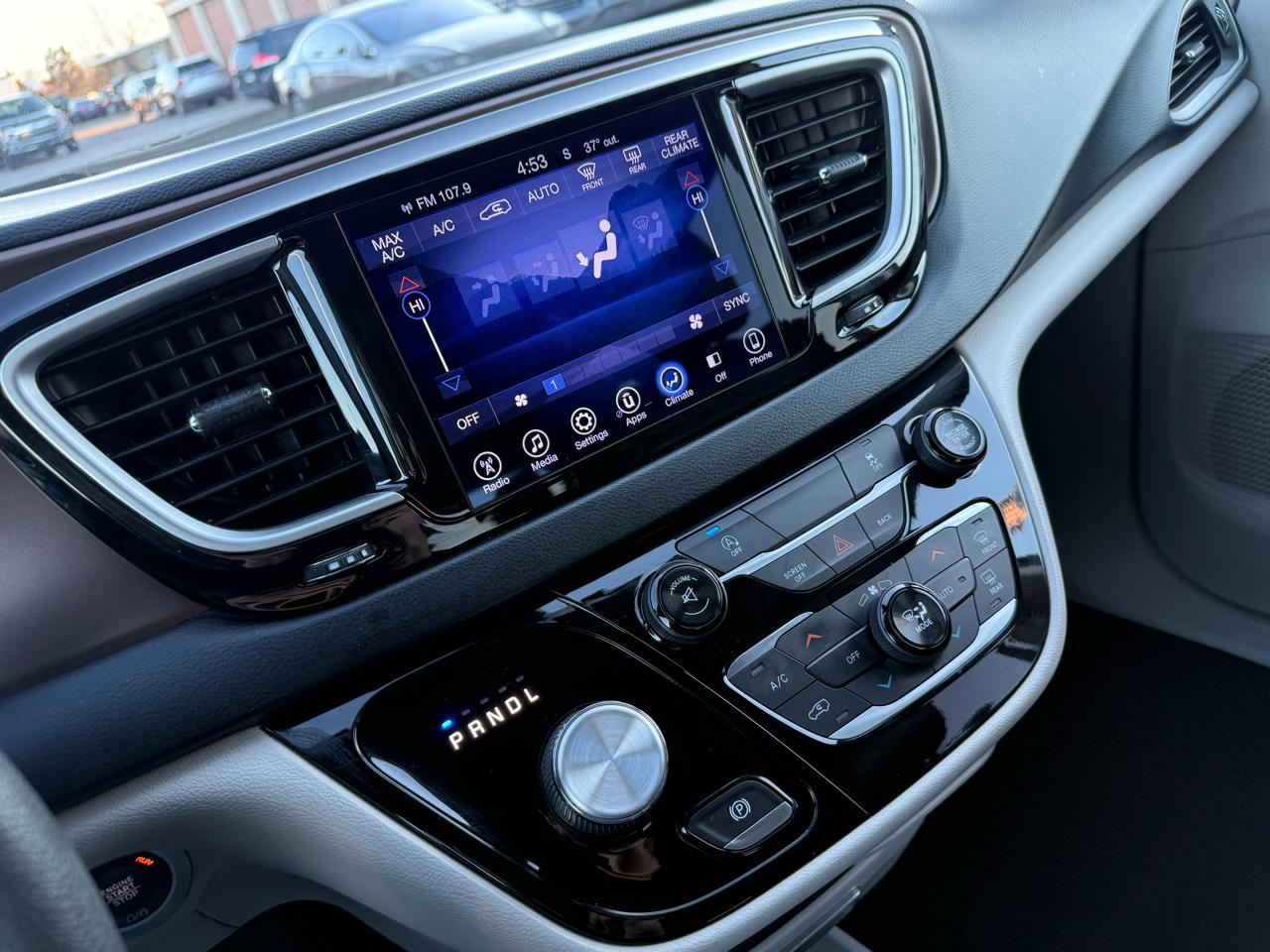 Chrysler Pacifica Touring-L 2017