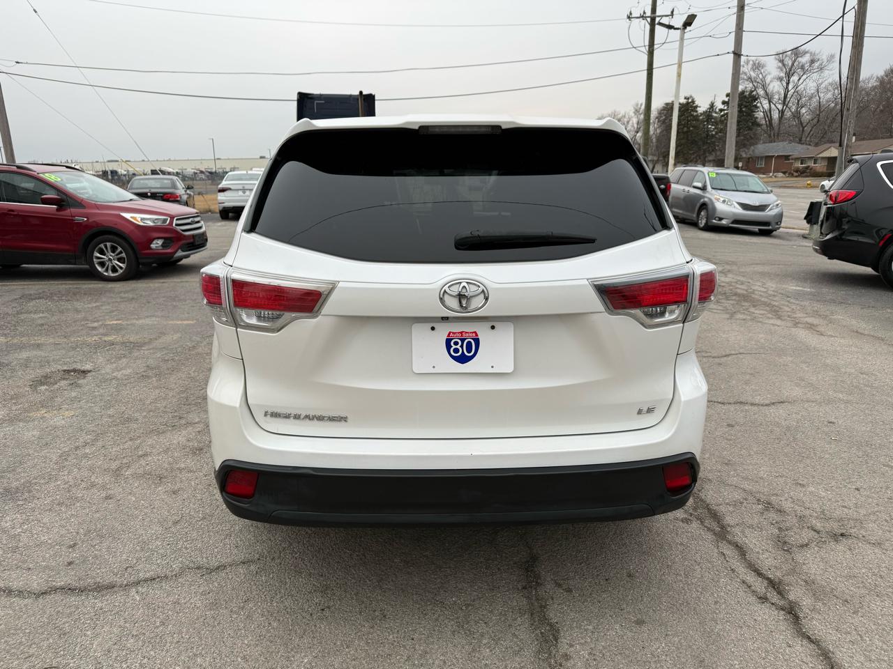 Toyota Highlander LE FWD I4 2015