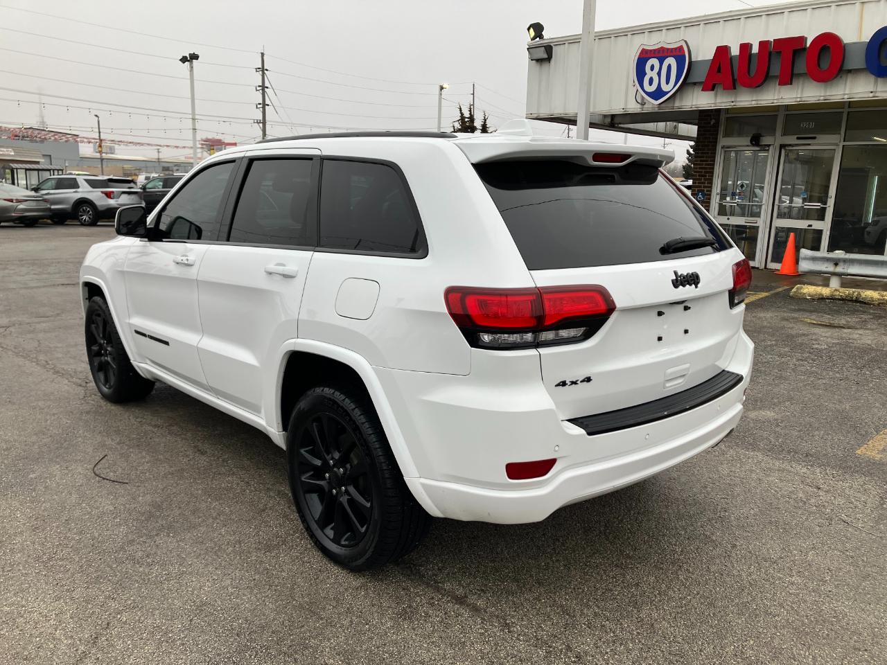 Jeep Grand Cherokee Laredo 4WD 2018