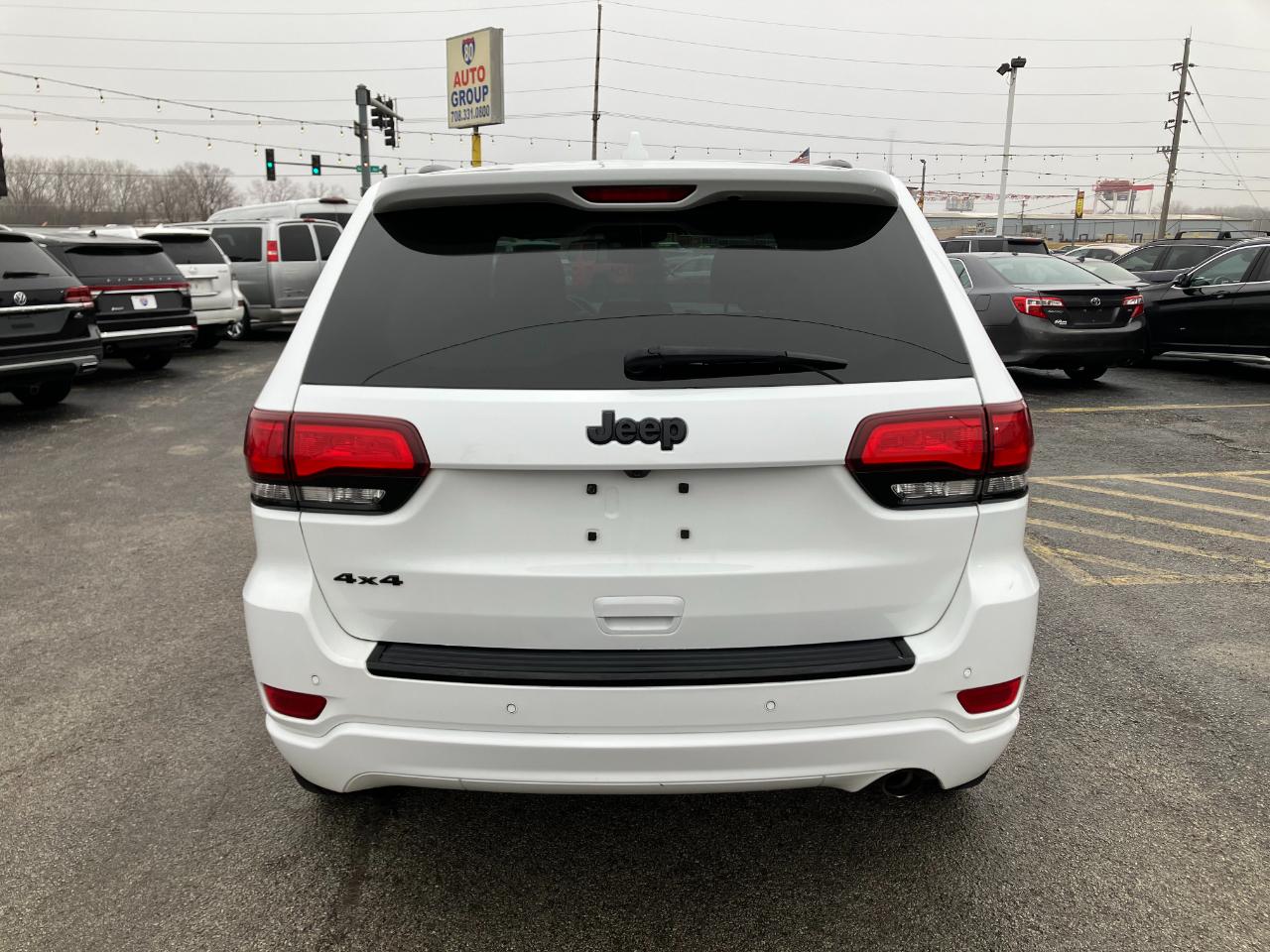 Jeep Grand Cherokee Laredo 4WD 2018