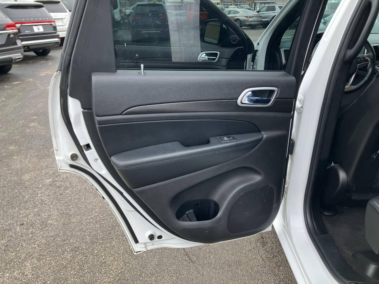 Jeep Grand Cherokee Laredo 4WD 2018