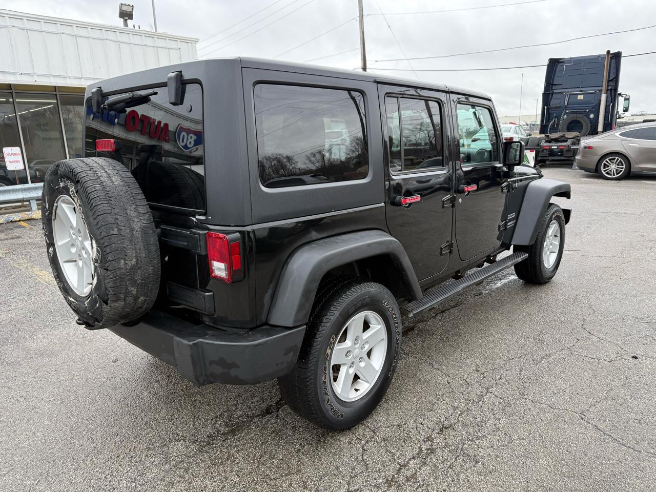 Jeep Wrangler Unlimited Sport 4WD 2017