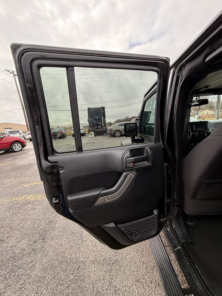 Jeep Wrangler Unlimited Sport 4WD 2017