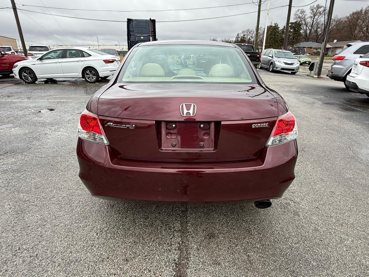 Honda Accord EX Sedan AT 2010