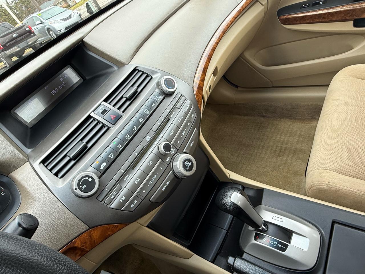 Honda Accord EX Sedan AT 2010