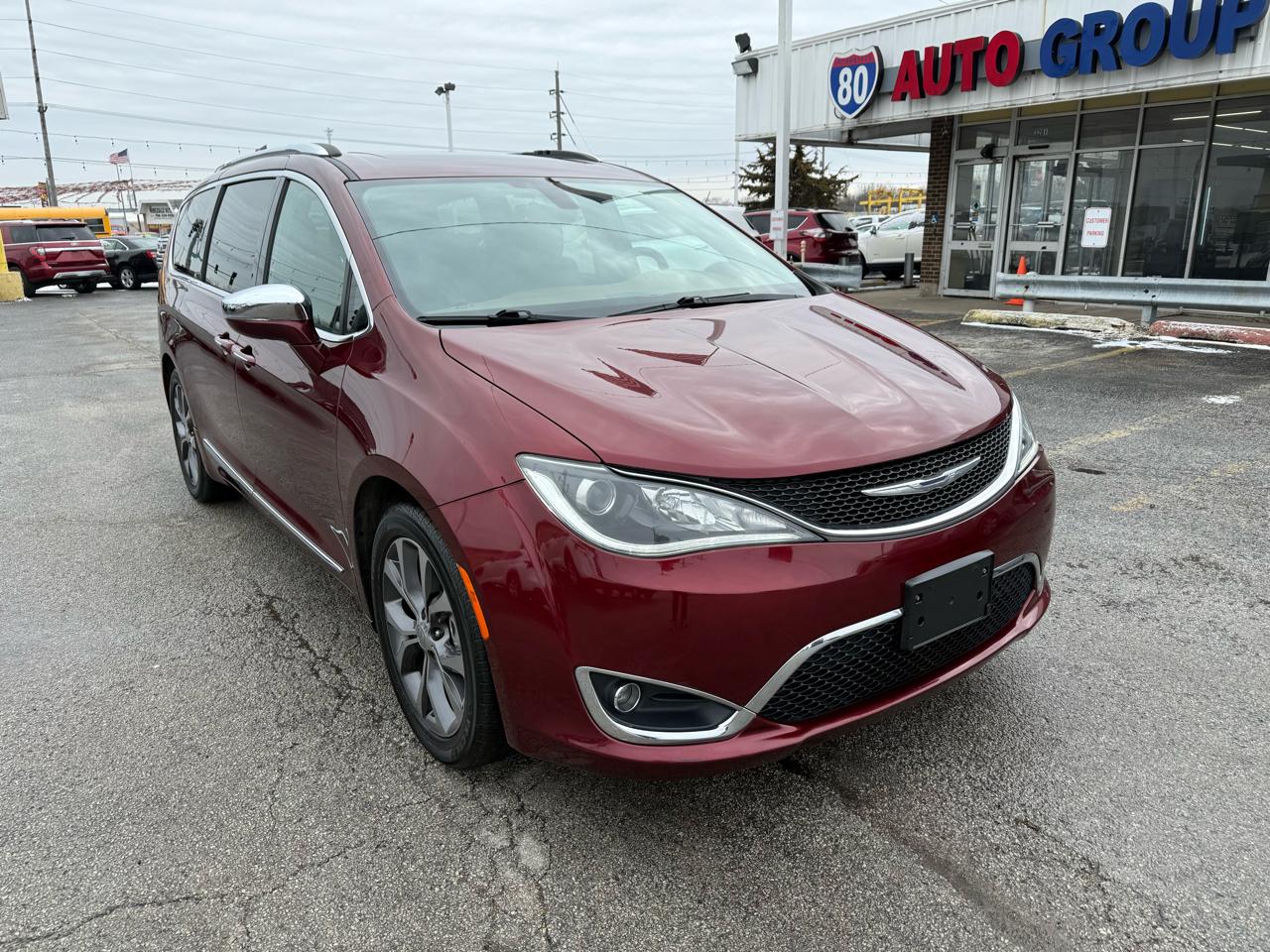 Chrysler Pacifica Limited 2017