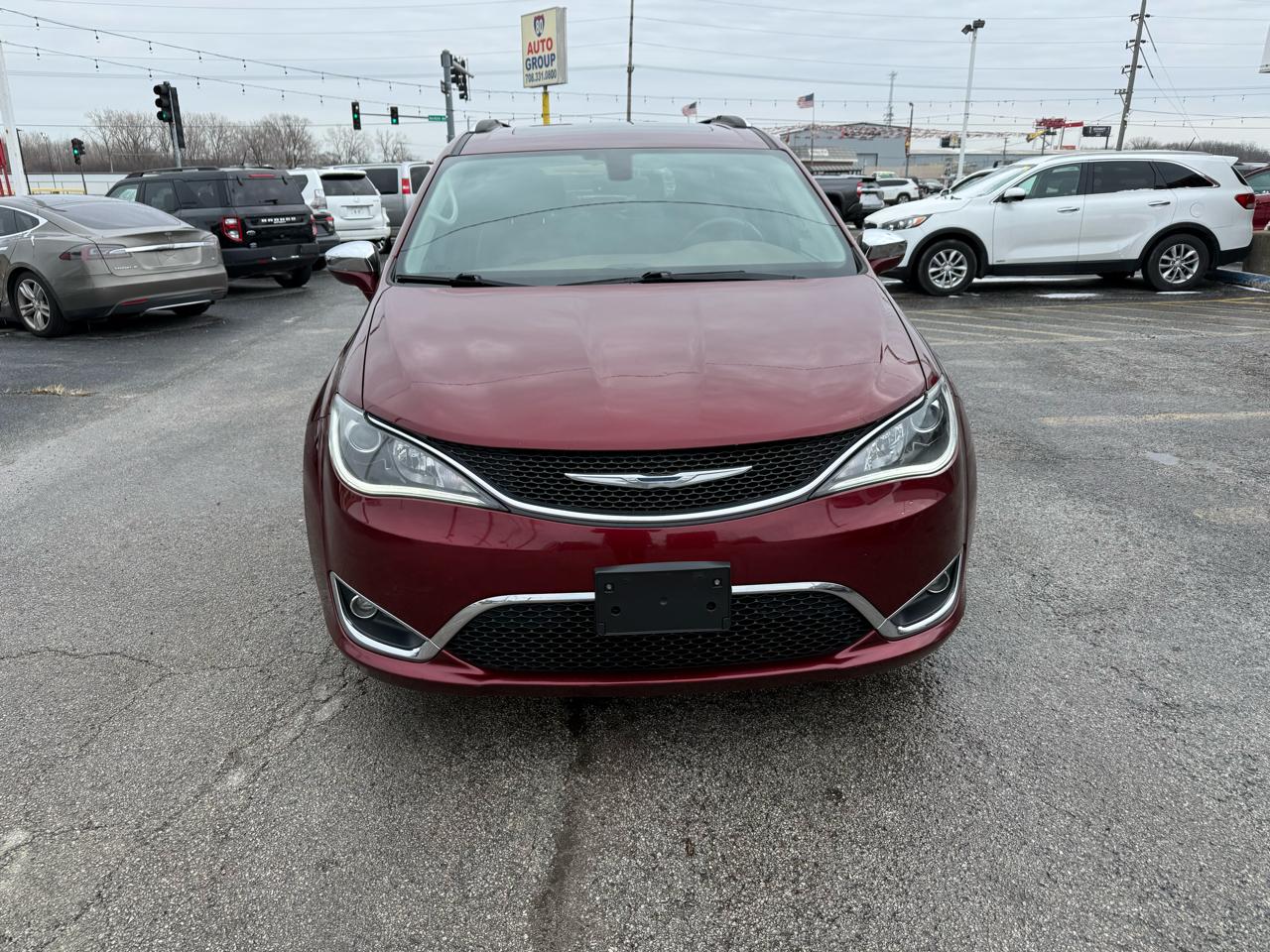 Chrysler Pacifica Limited 2017