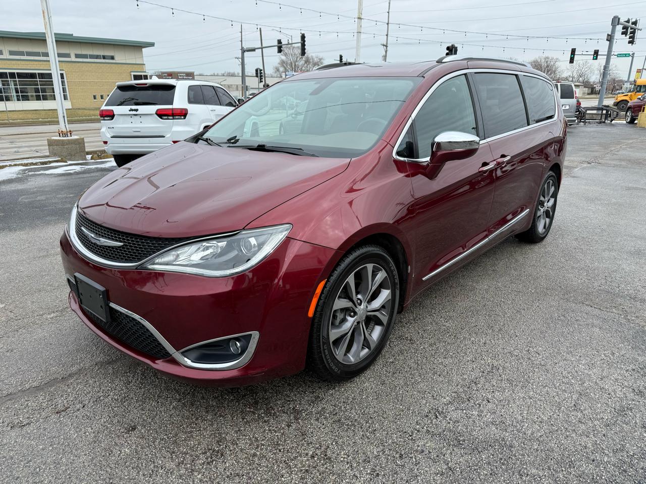 Chrysler Pacifica Limited 2017