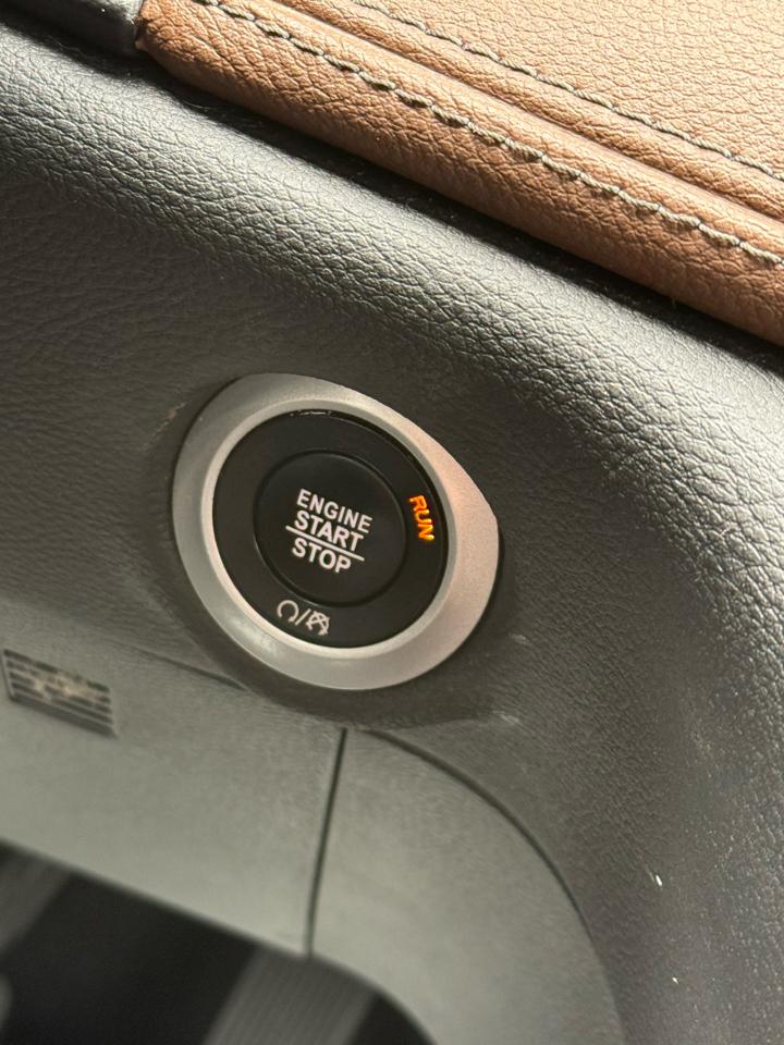 Chrysler Pacifica Limited 2017