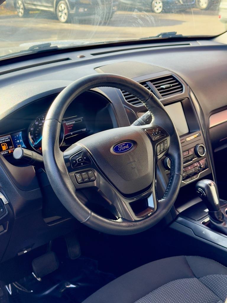 Ford Explorer XLT 4WD 2019