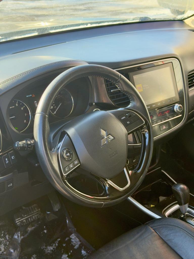 Mitsubishi Outlander SEL AWD 2020