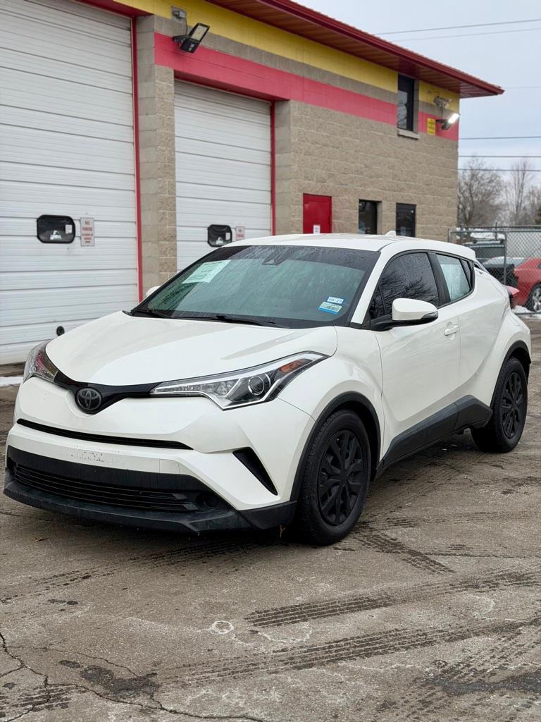 Toyota C-HR XLE 2019