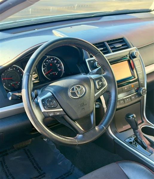 Toyota Camry LE 2015