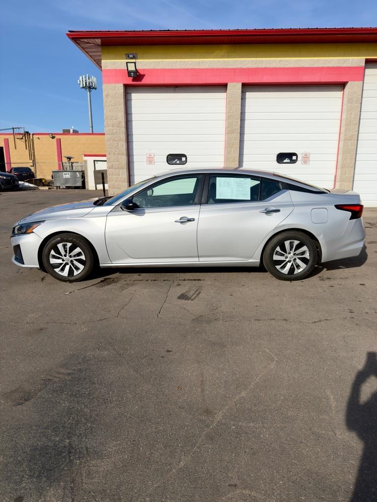 Nissan Altima 2.5 S 2024