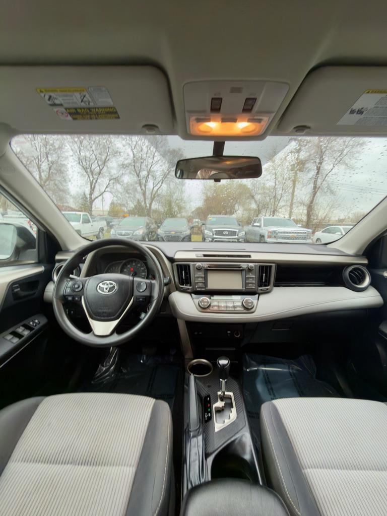 Toyota RAV4 XLE AWD 2013