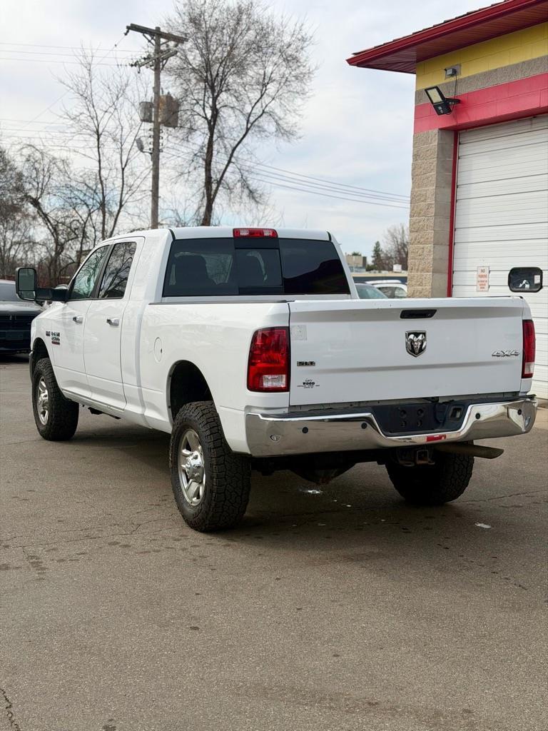 RAM 2500 SLT Mega Cab 4WD 2016