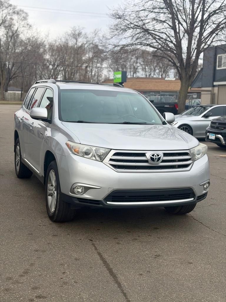 Toyota Highlander Limited 4WD 2013