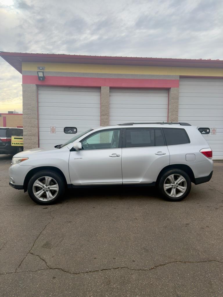 Toyota Highlander Limited 4WD 2013
