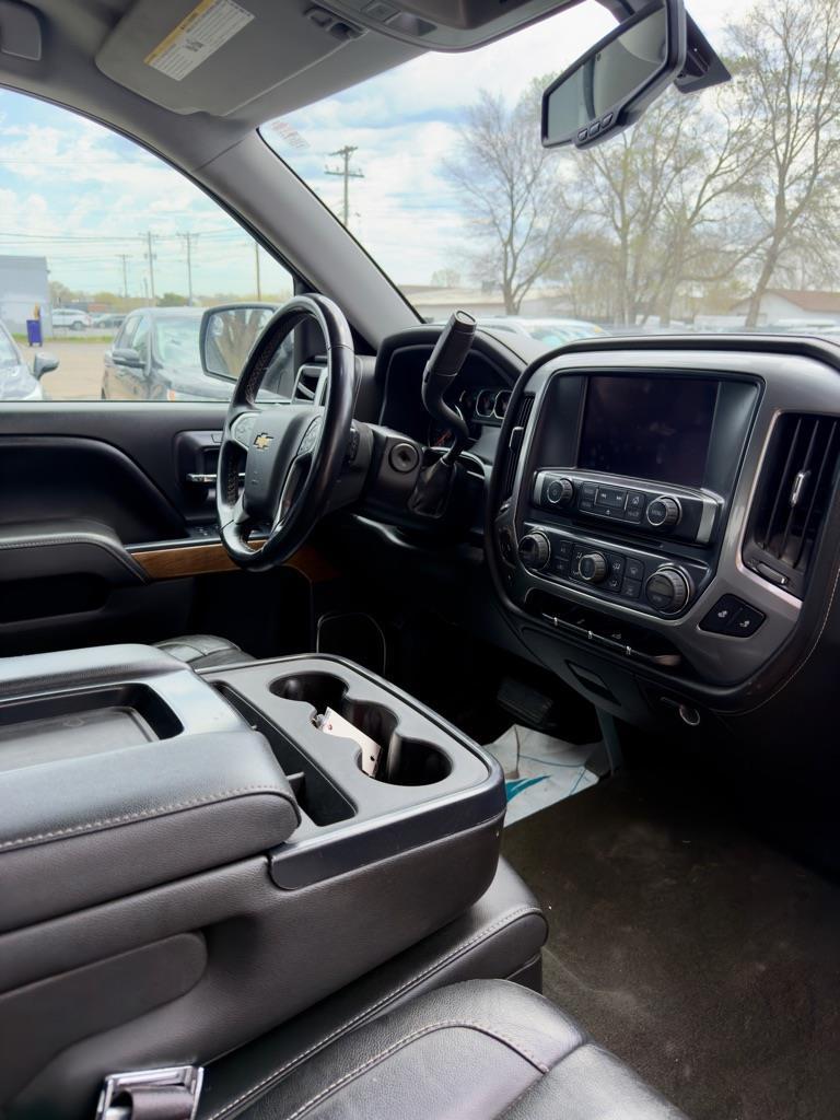 Chevrolet Silverado 1500 LTZ Crew Cab 4WD 2015