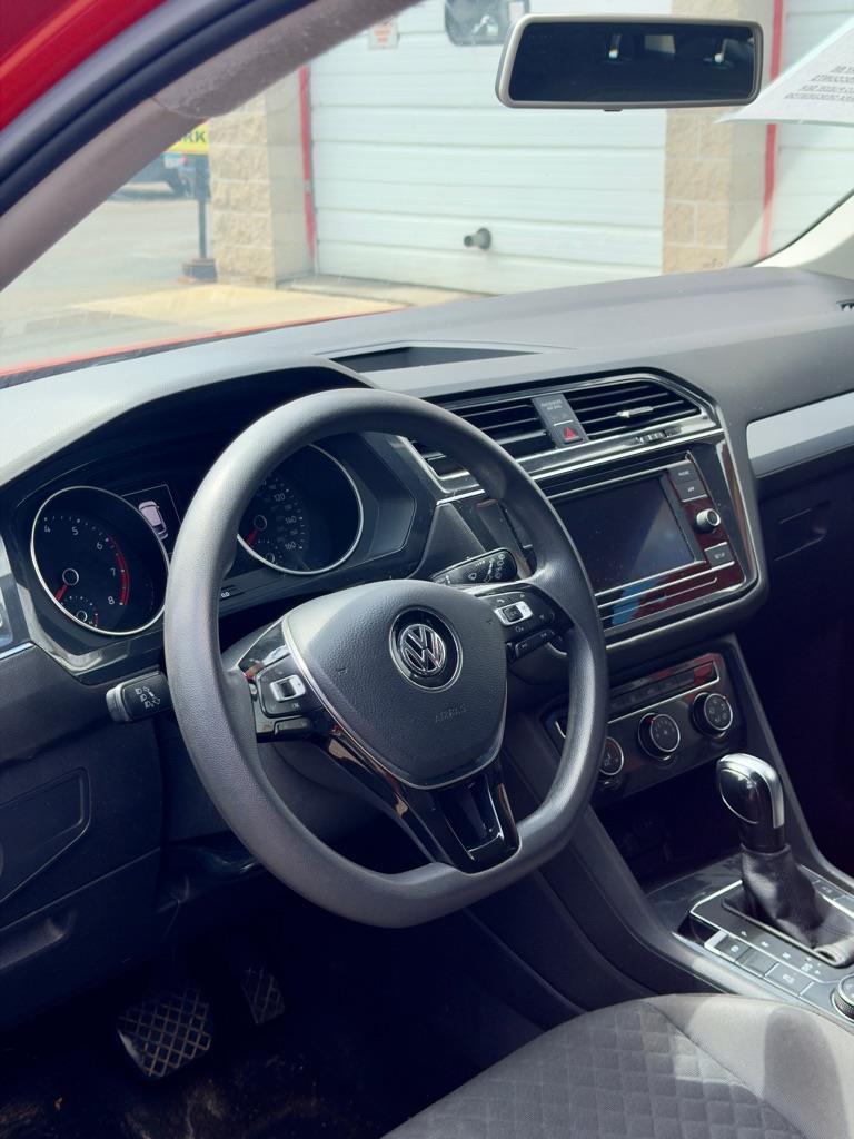 Volkswagen Tiguan S 4Motion 2018