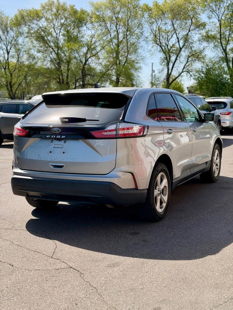 Ford Edge SE FWD 2021