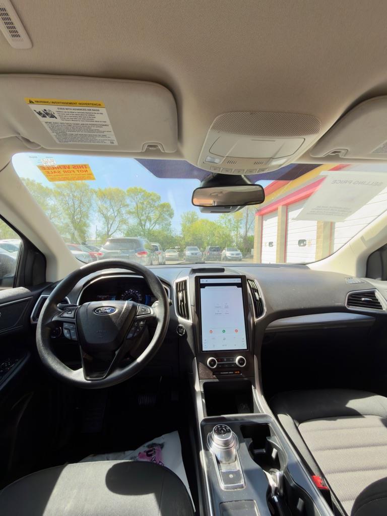 Ford Edge SE FWD 2021