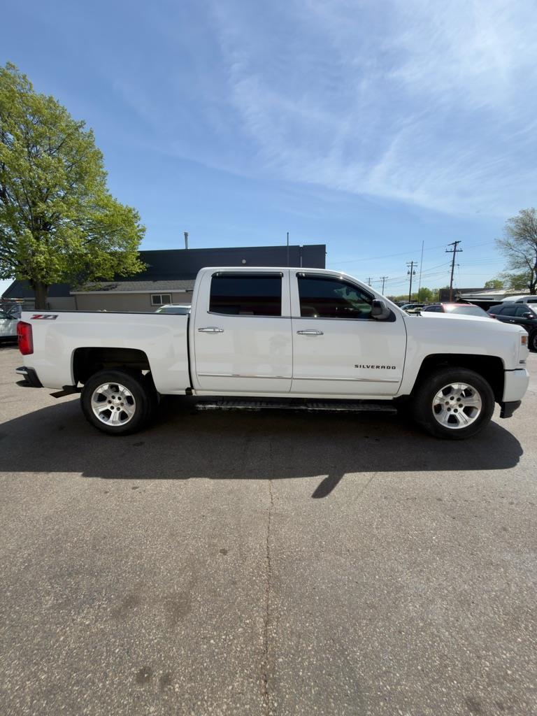 Chevrolet Silverado 1500 LTZ Crew Cab 4WD 2016