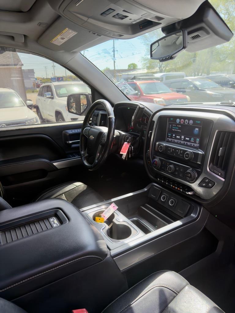 Chevrolet Silverado 1500 LTZ Crew Cab 4WD 2016