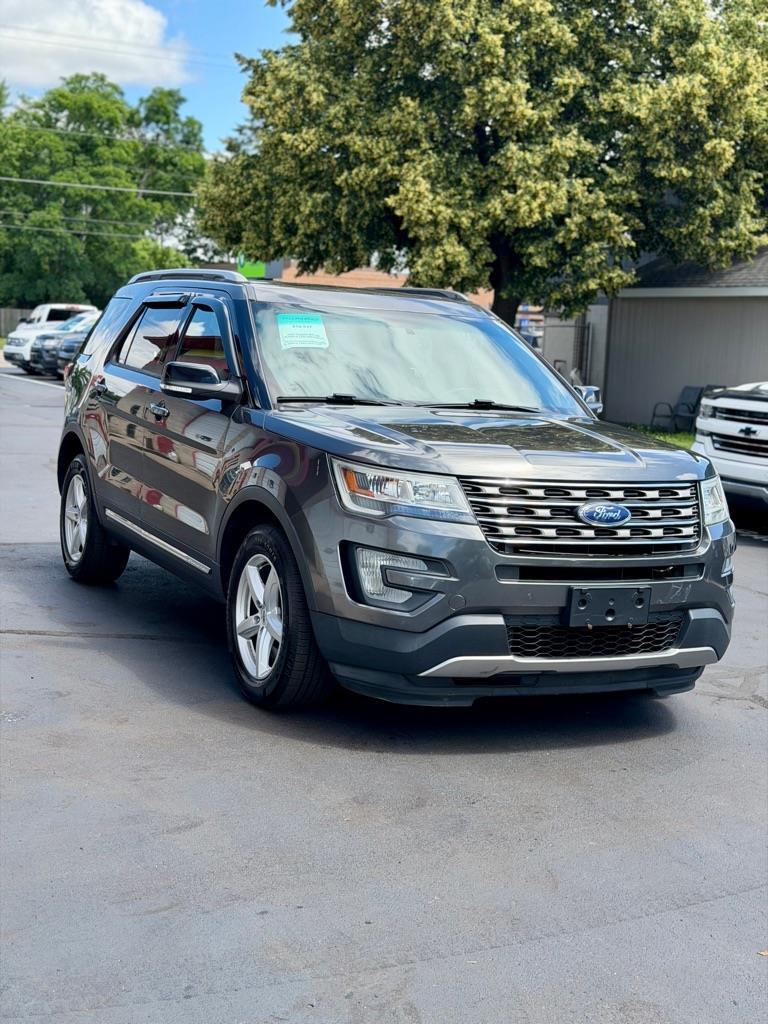 Ford Explorer XLT 4WD 2016
