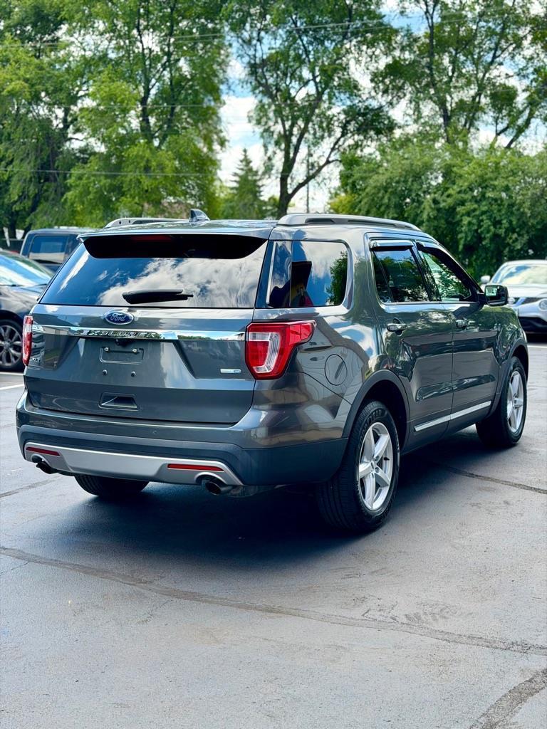 Ford Explorer XLT 4WD 2016