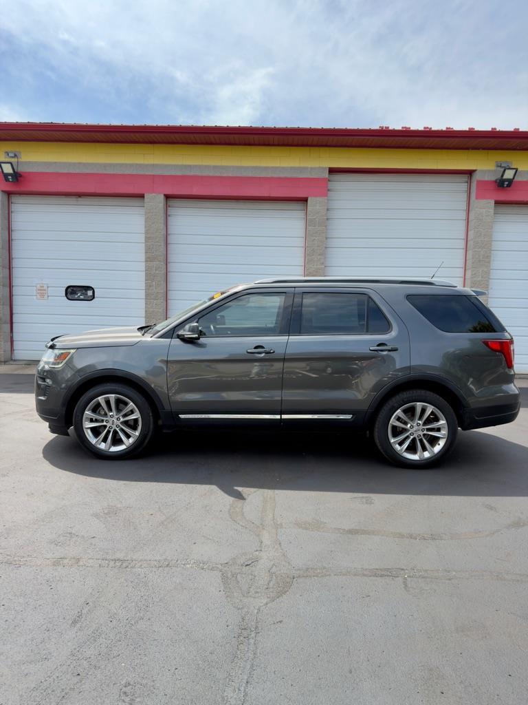 Ford Explorer XLT 4WD 2019