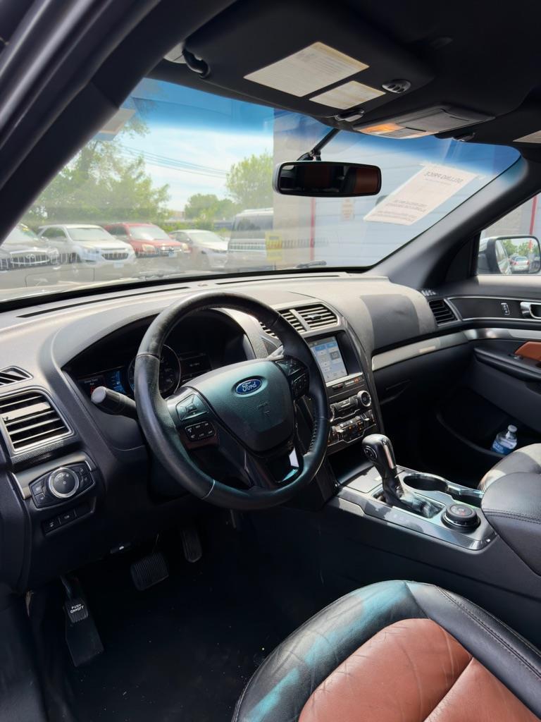 Ford Explorer XLT 4WD 2019