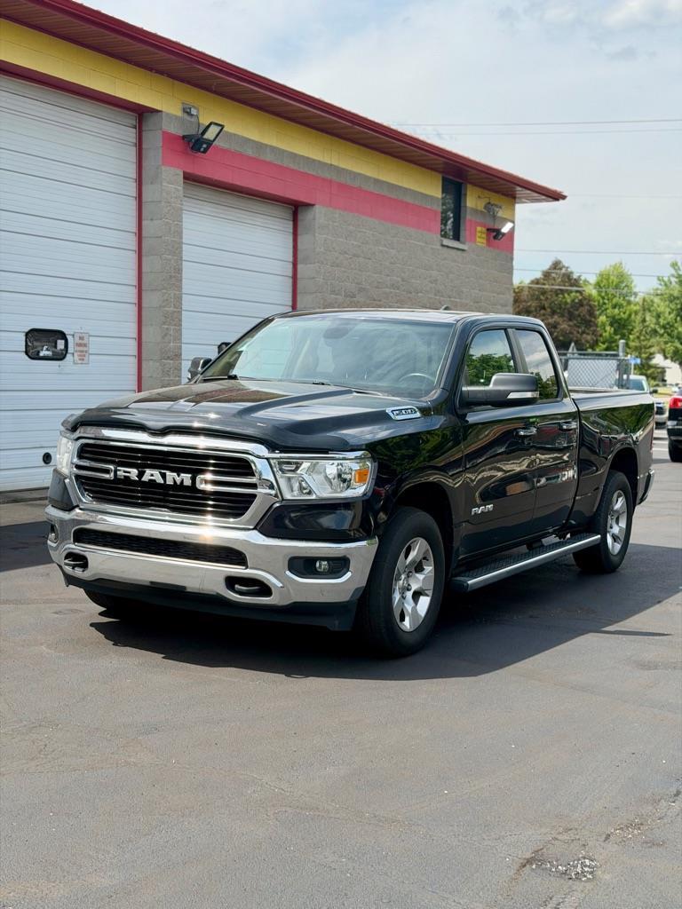 RAM 1500 Big Horn Quad Cab 4WD 2020