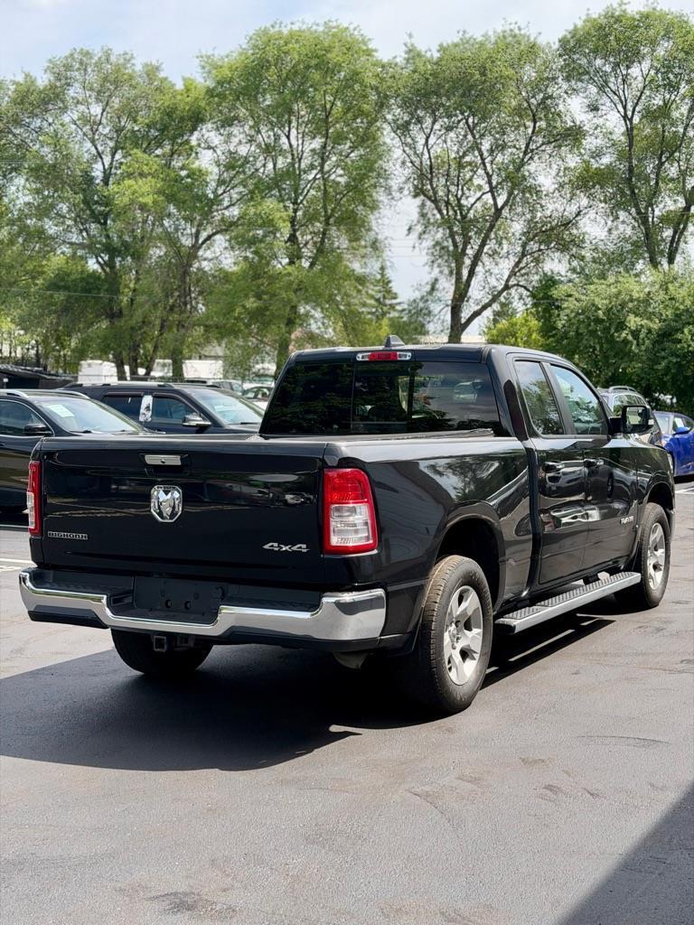 RAM 1500 Big Horn Quad Cab 4WD 2020
