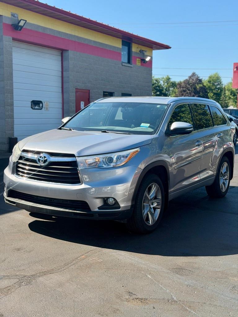 Toyota Highlander Limited AWD V6 2016