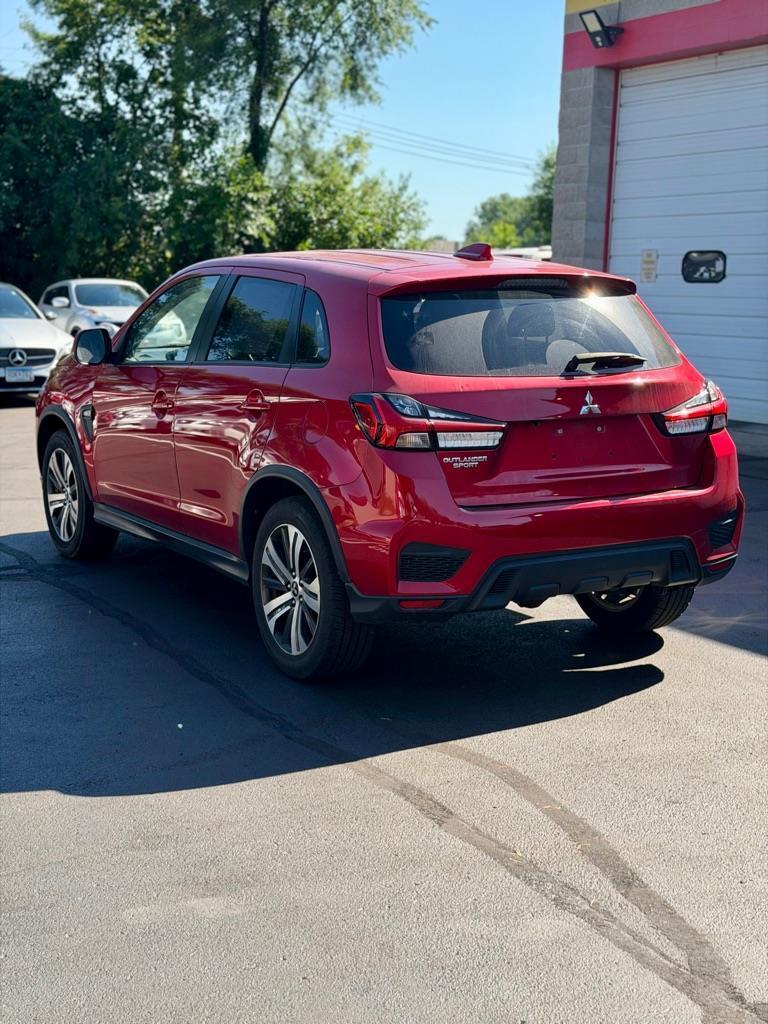 Mitsubishi Outlander Sport 2.0 ES CVT 2021