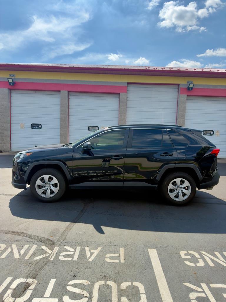 Toyota RAV4 LE 2019