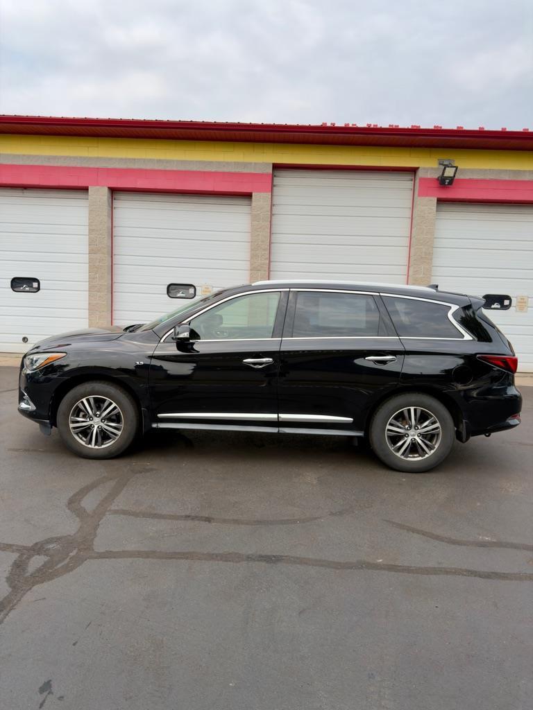 Infiniti QX60 Base FWD 2017